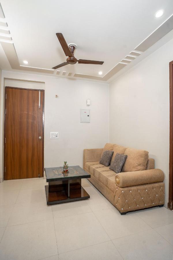 The Lodgers 2 Bhk Serviced Apartment Infront Of Artemis Hospital Gurgaon Luaran gambar