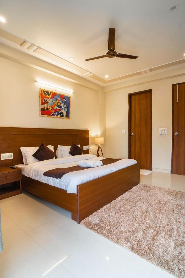 The Lodgers 2 Bhk Serviced Apartment Infront Of Artemis Hospital Gurgaon Luaran gambar